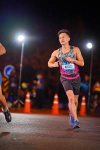 BIB: 810, 40013
                            <button type="button" onclick="openModal(21524331)" class="btn btn-primary btn-sm float-right btn-popup" data-toggle="modal" data-target=".modal-high-quality">
                        <i class="fas fa-shopping-cart"></i> Add to Cart
                    </button>
                                            <button type="button" onclick="isThisMe(21524331, true)" class="btn btn-success btn-sm float-right btn-popup btn-isme hidden" data-toggle="tooltip" data-placement="bottom" title="นี่คือรูปของคุณใช่ไหม คลิกที่นี่เพื่อเอาเข้าอัลบั้ม">
                        <i class="fas fa-plus"></i> Add to album
                    </button>
                    <button type="button" onclick="isThisMe(21524331, false)" class="btn btn-warning btn-sm float-right btn-popup btn-isnotme hidden">
                        <i class="fas fa-ban"></i> Remove from album
                    </button>